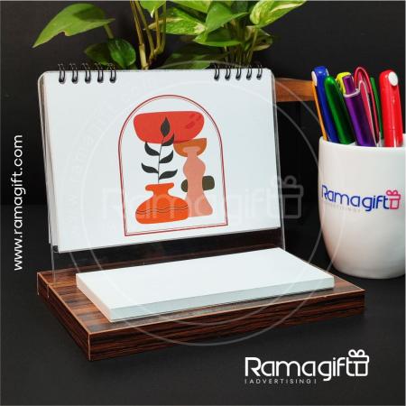 تقویم رومیزی با پایه چوبی